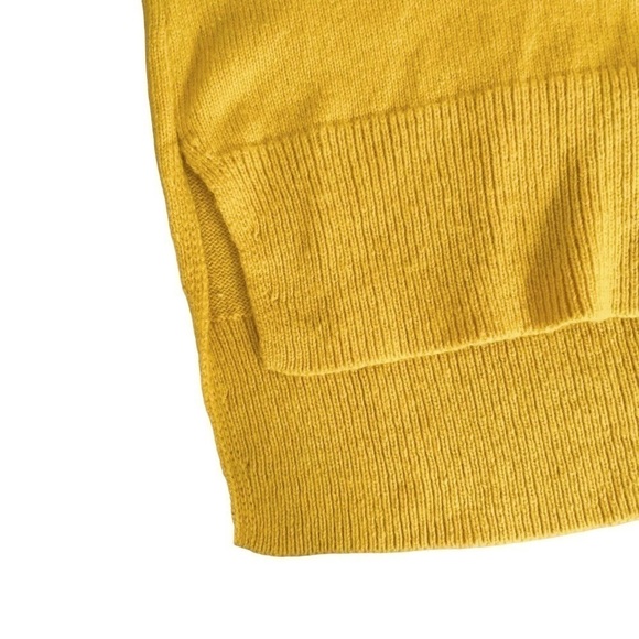 Ann Taylor Tunic V Neck Yellow Wool Sweater XS - Picture 6 of 8